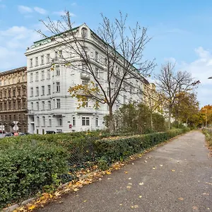 Апартаменты Limehome Rossauer Laende, Вена